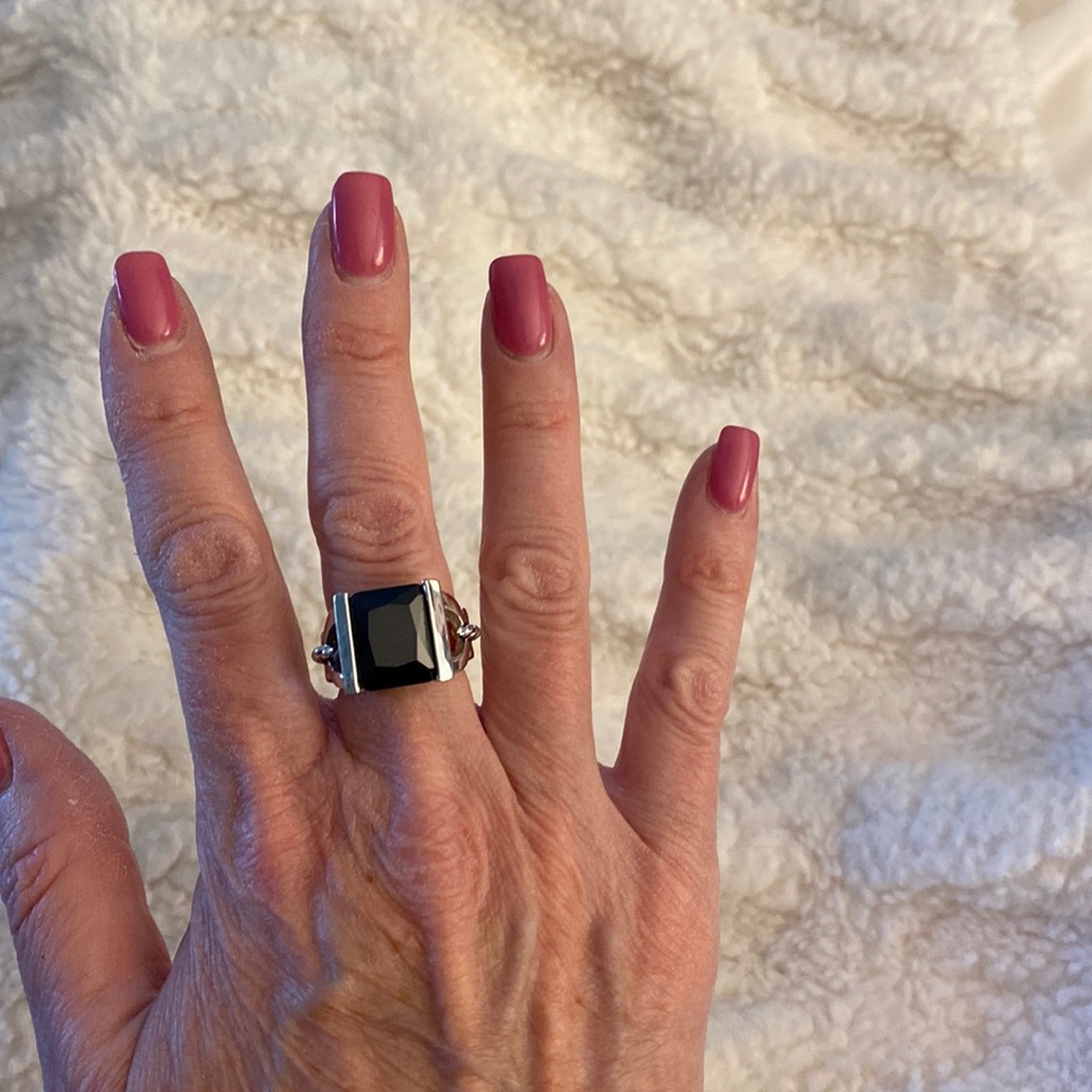 LIA SOPHIA RING